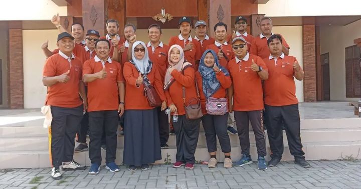 Bergabung dalam langkah-langkah sehat untuk kebugaran dan kebersamaan! 🥾🌟